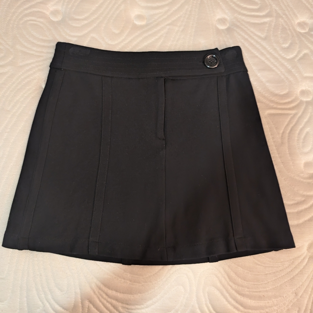 Black mini skirt
